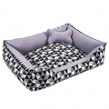 Cama Retangular Acolchoada com Ossinho para Cães e Gatos